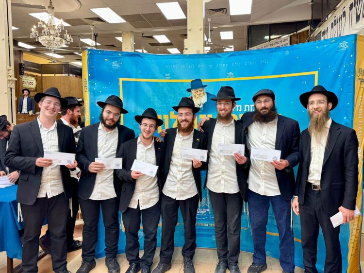 הגלריה השבועית - שבוע פרשת ויקהל-פקודי ב-770